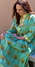Marilyn Collection: Blue Palm Trees
