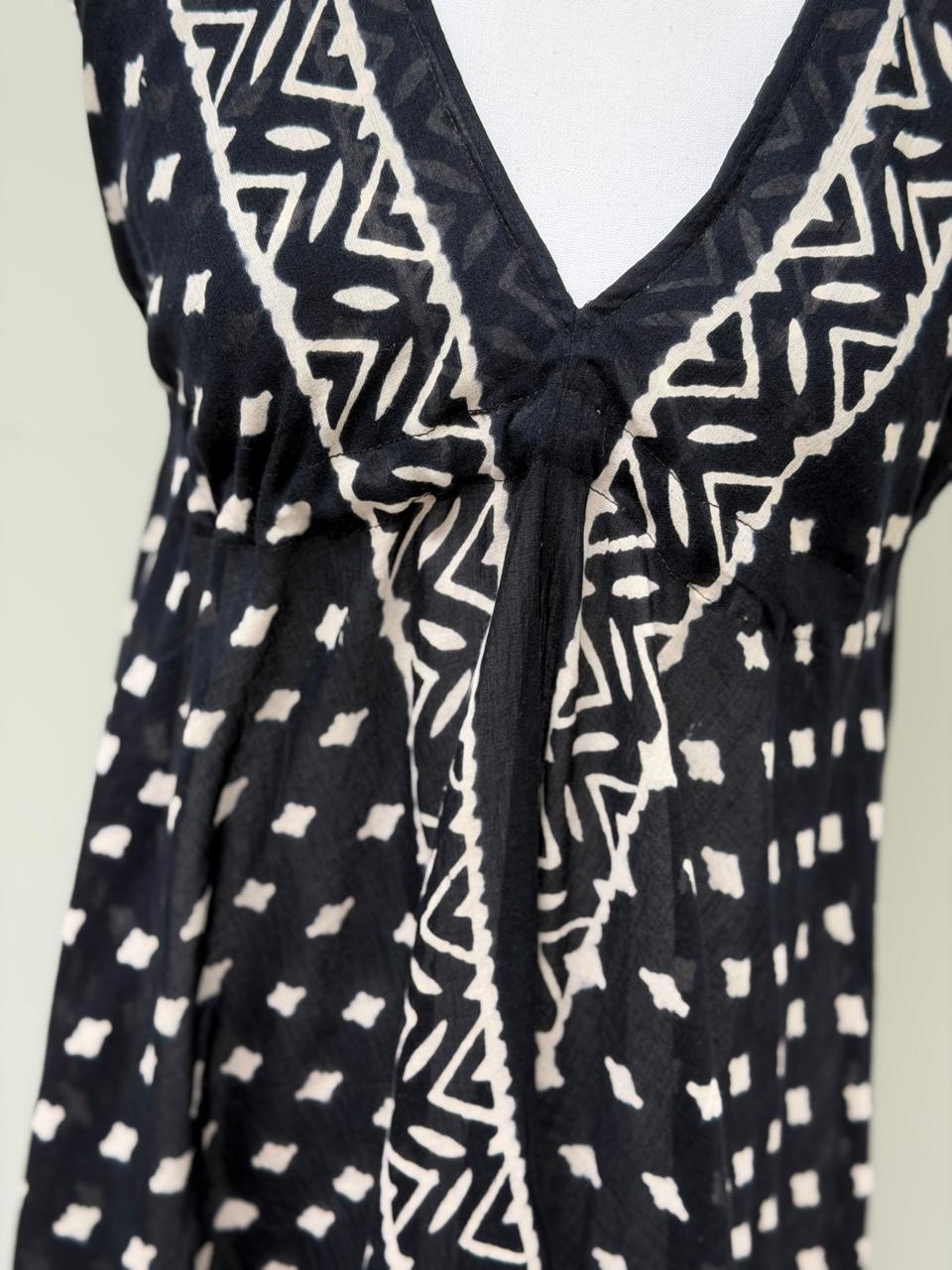 Beach Dress - Black Geo