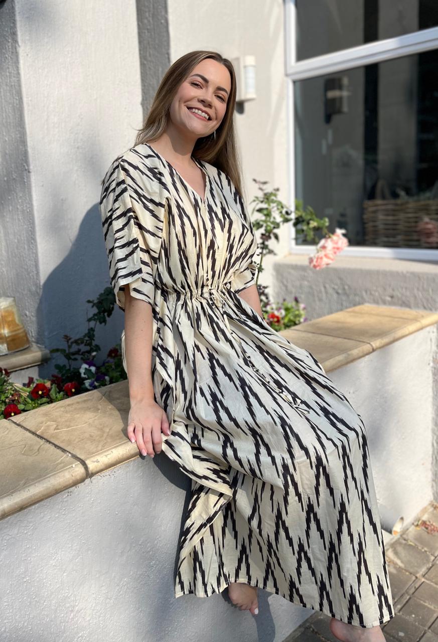 Kaftan - Splash of Black