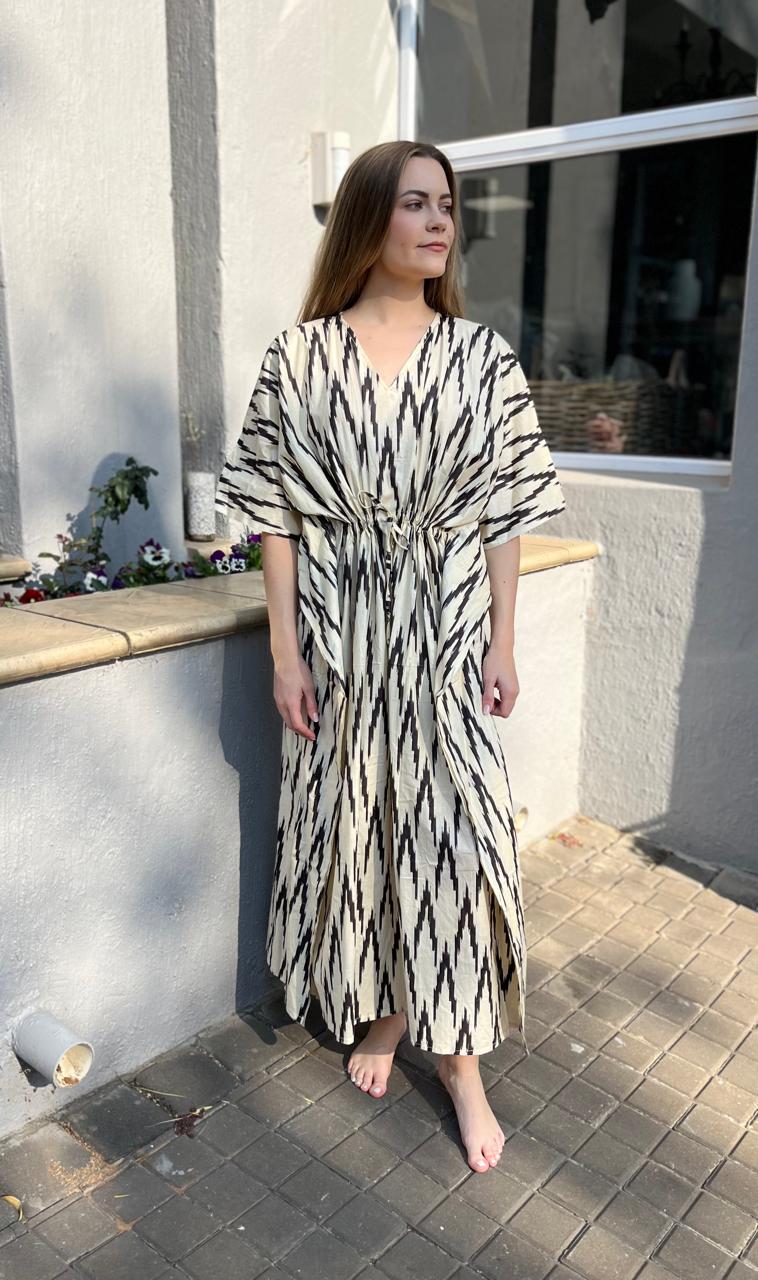 Kaftan - Splash of Black